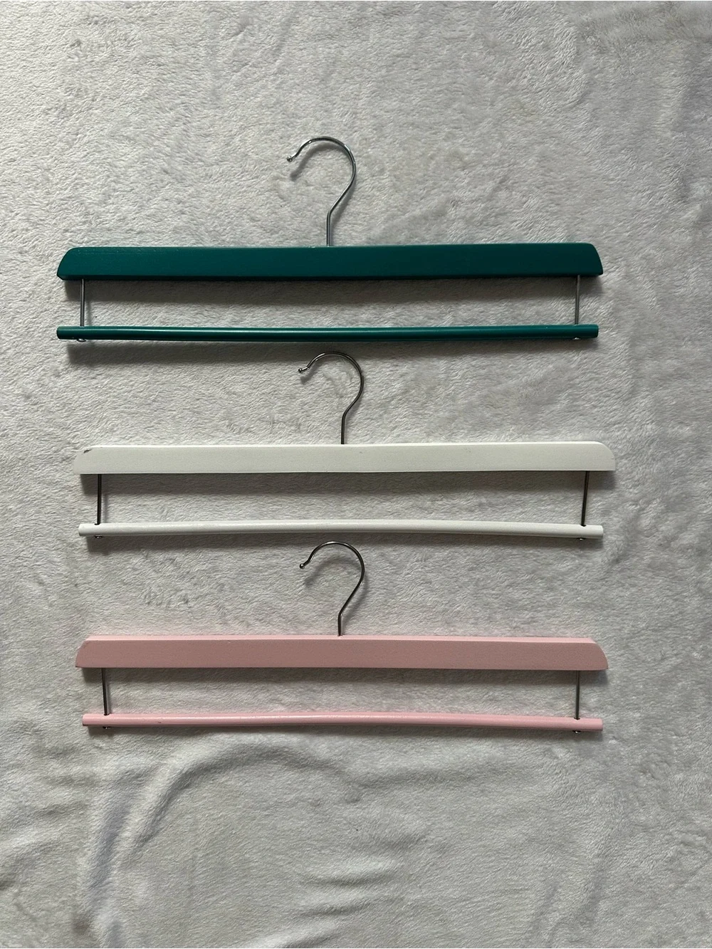 Wooden Hangers (Set of 3) For Blankets, Pants Teal Pink White